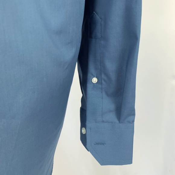 Stafford Travel Easy-Care Blue Long Sleeve Button Down Regular Fit 15 1/2 32-33 - Picture 3 of 5